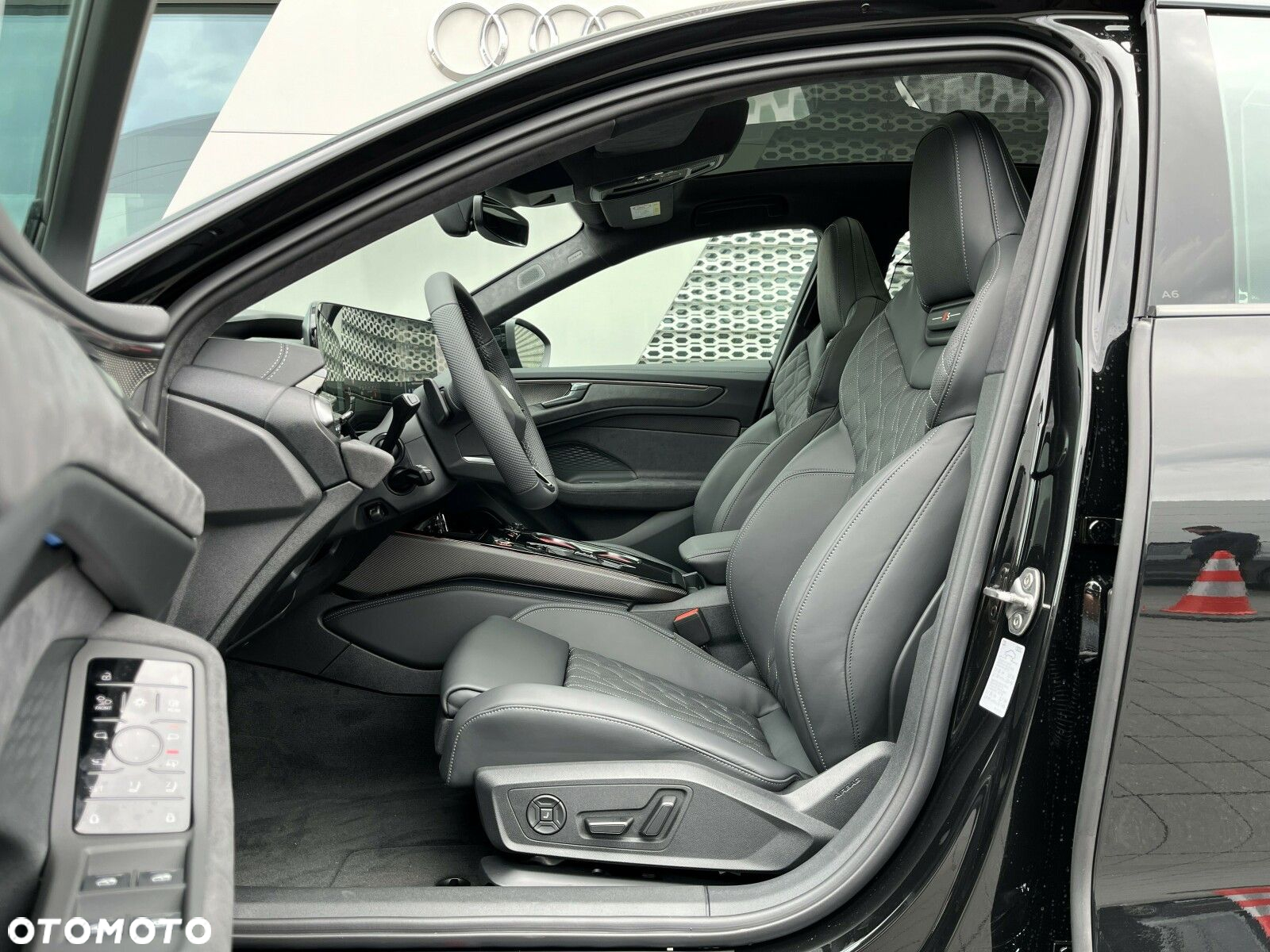 Audi A6 - 6
