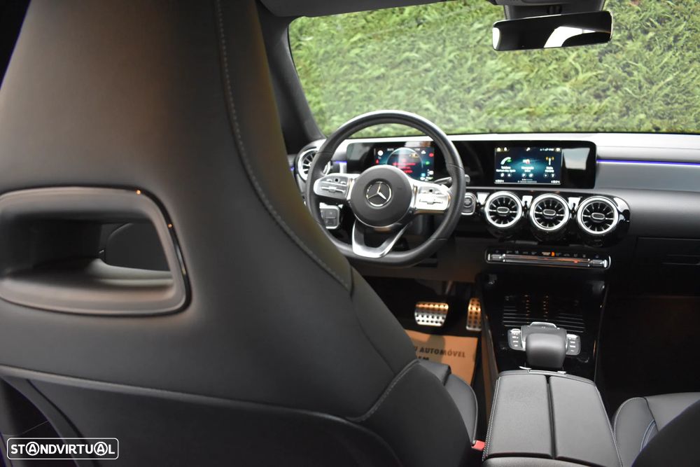 Mercedes-Benz CLA 250 e 8G-DCT AMG Line - 11