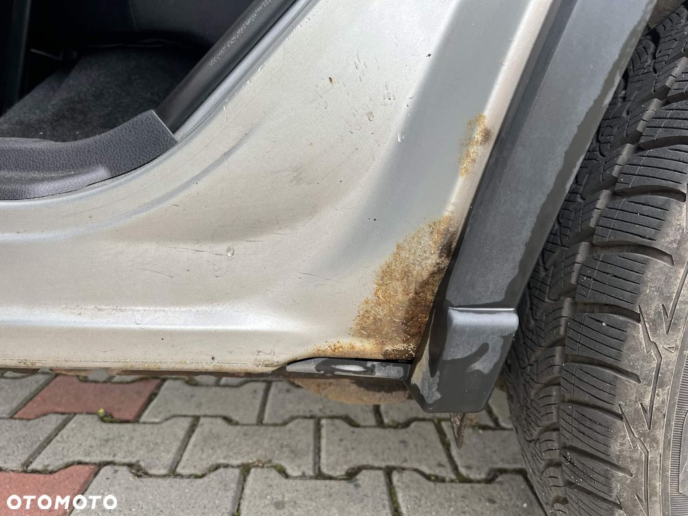 Nissan X-Trail 2.0 dCi LE - 12