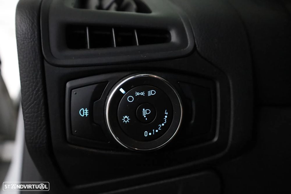 Ford Focus 1.0 EcoBoost S&S Ambiente - 7