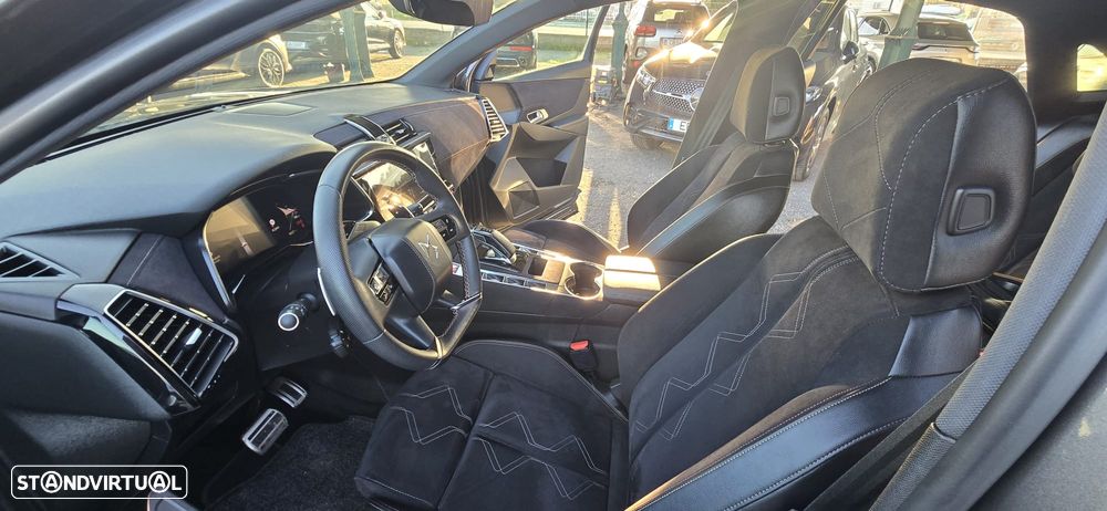 DS DS7 Crossback E-Tense Performance Line+ EAT8 - 9