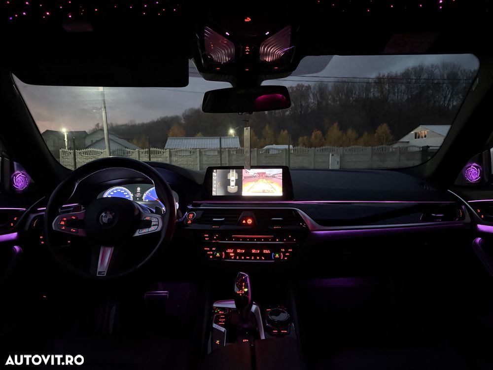 BMW Seria 5 520d AT - 11