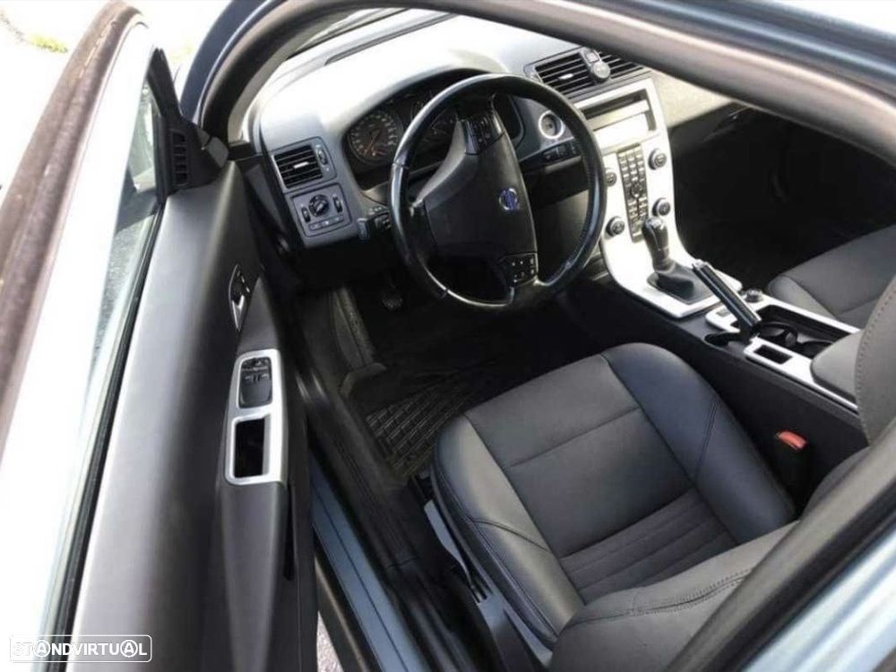 Volvo C30 1.6 D Drive 99g Momentum Start/Stop - 9