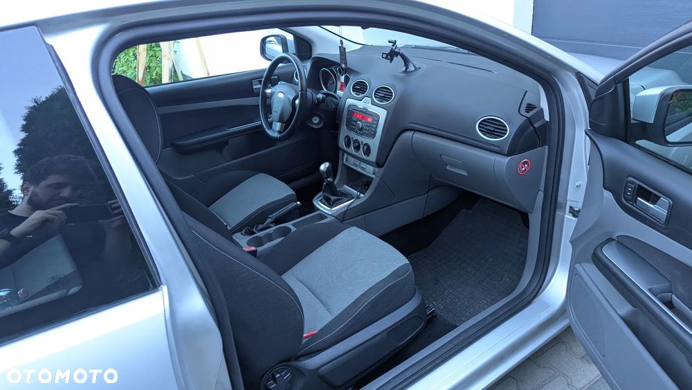 Ford Focus - 11