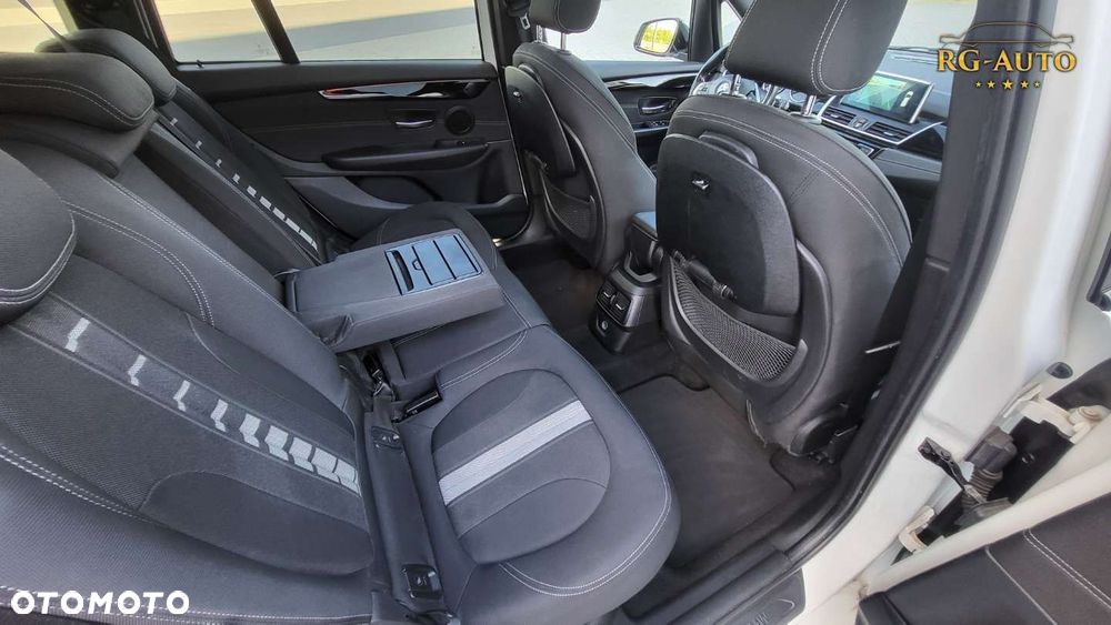 BMW Seria 2 - 27