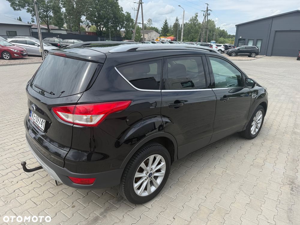 Ford Kuga 2.0 TDCi 2x4 Titanium - 12