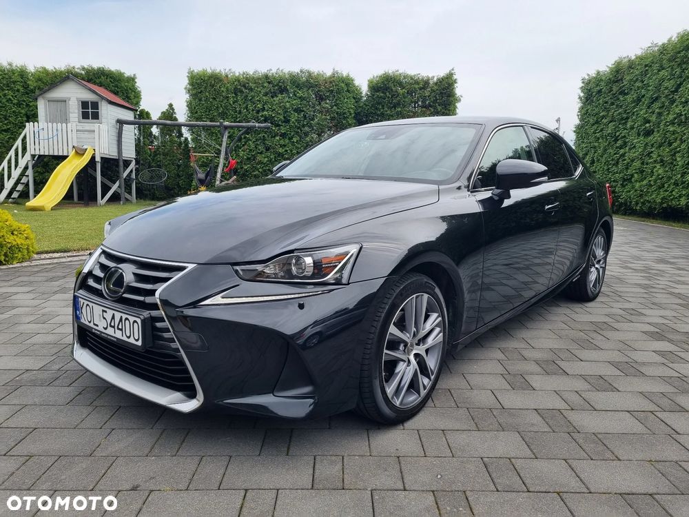Lexus IS Business Edition - 29
