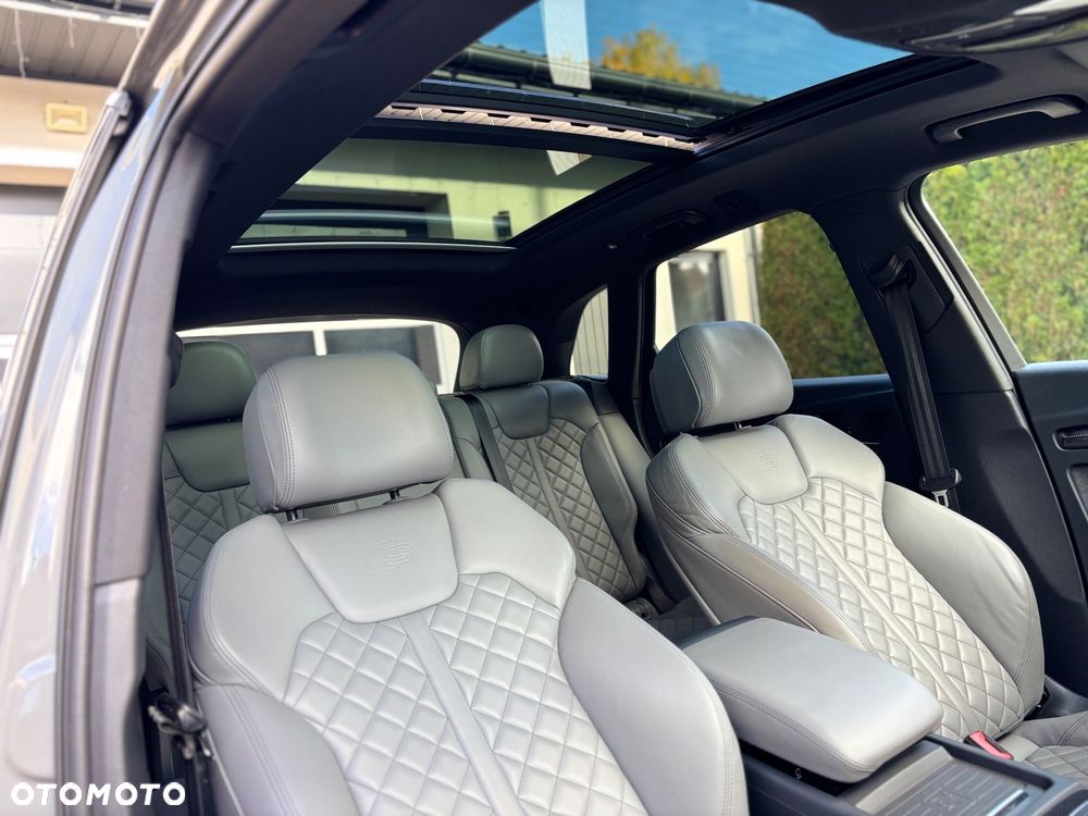 Audi SQ5 - 33