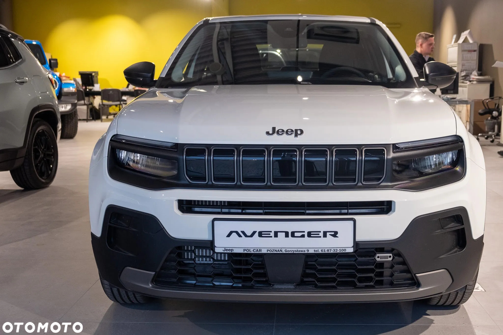 Jeep Avenger 1.2 T3 mHEV Longitude FWD eDCT6 - 4