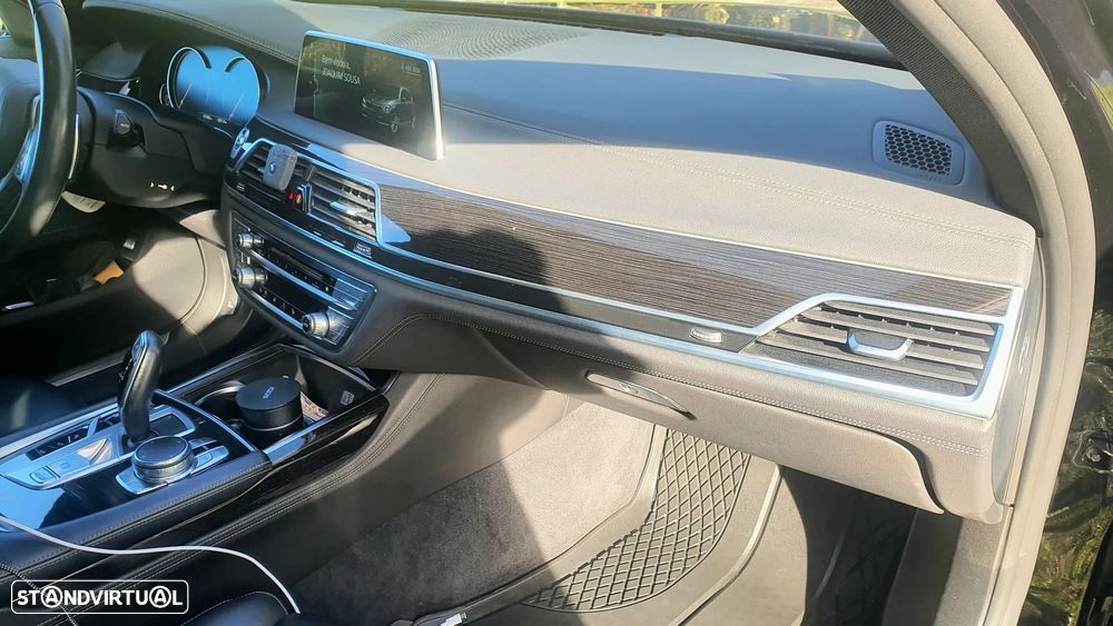 BMW 730 d Pack M - 3