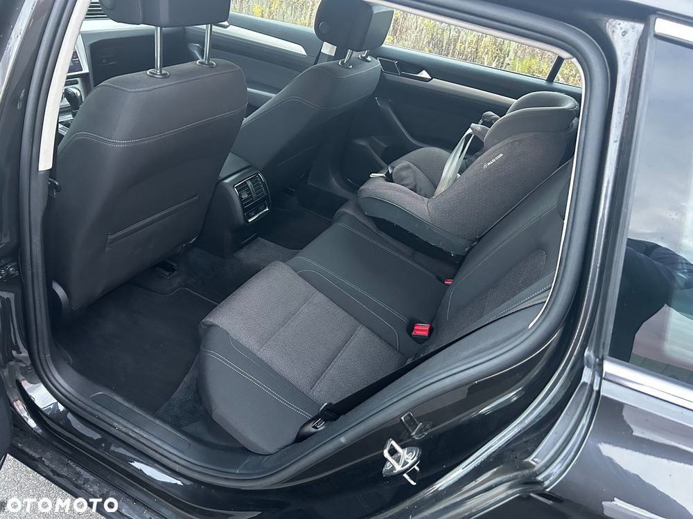 Volkswagen Passat Variant ver-variant-1-6-tdi-scr-dsg-business - 20