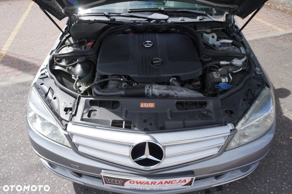 Mercedes-Benz Klasa C 200 CDI DPF (BlueEFFICIENCY) Avantgarde - 17