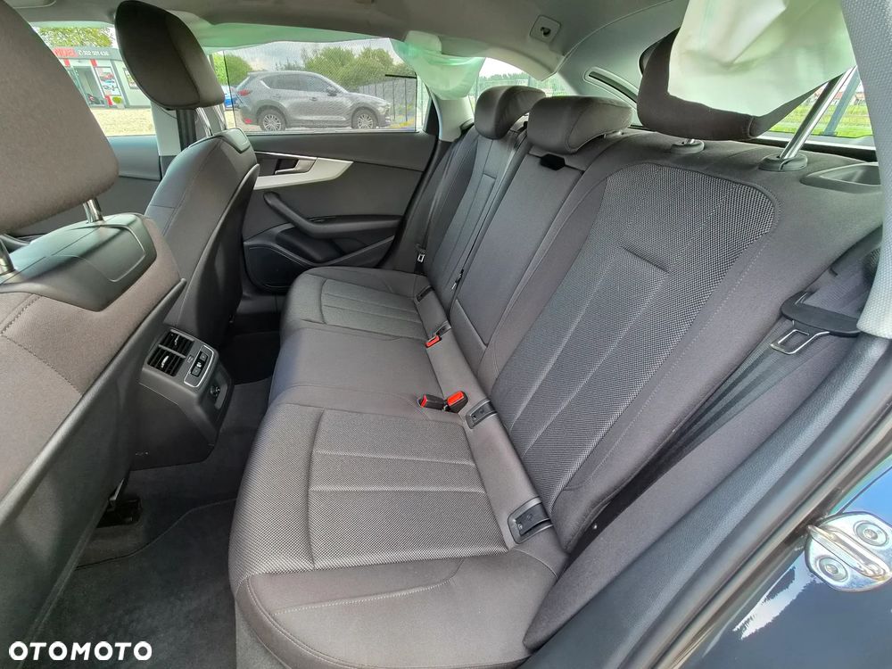 Audi A4 Avant 35 TDI S tronic - 10
