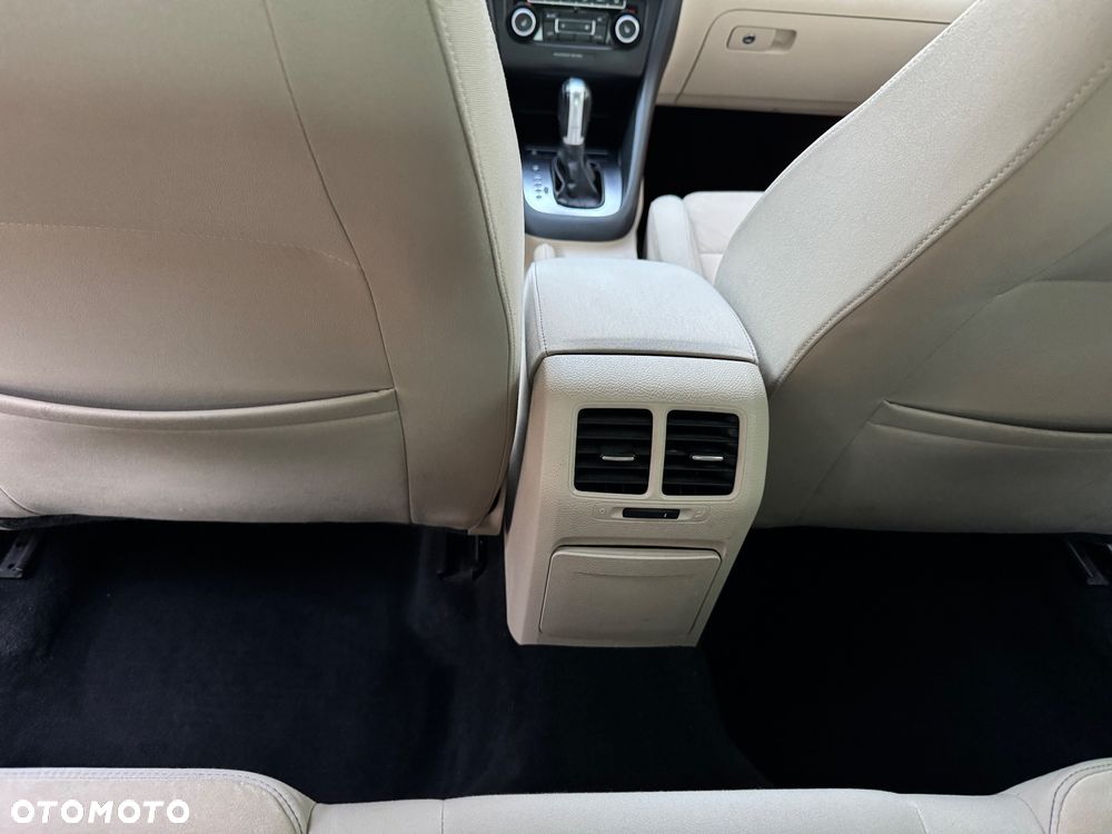 Volkswagen Golf 1.4 TSI Highline DSG - 14