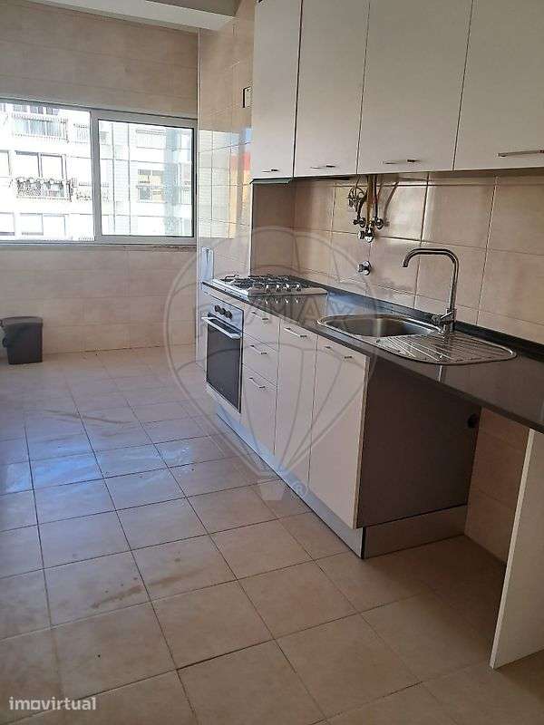 Apartamento T4 para arrendamento - Grande imagem: 5/14