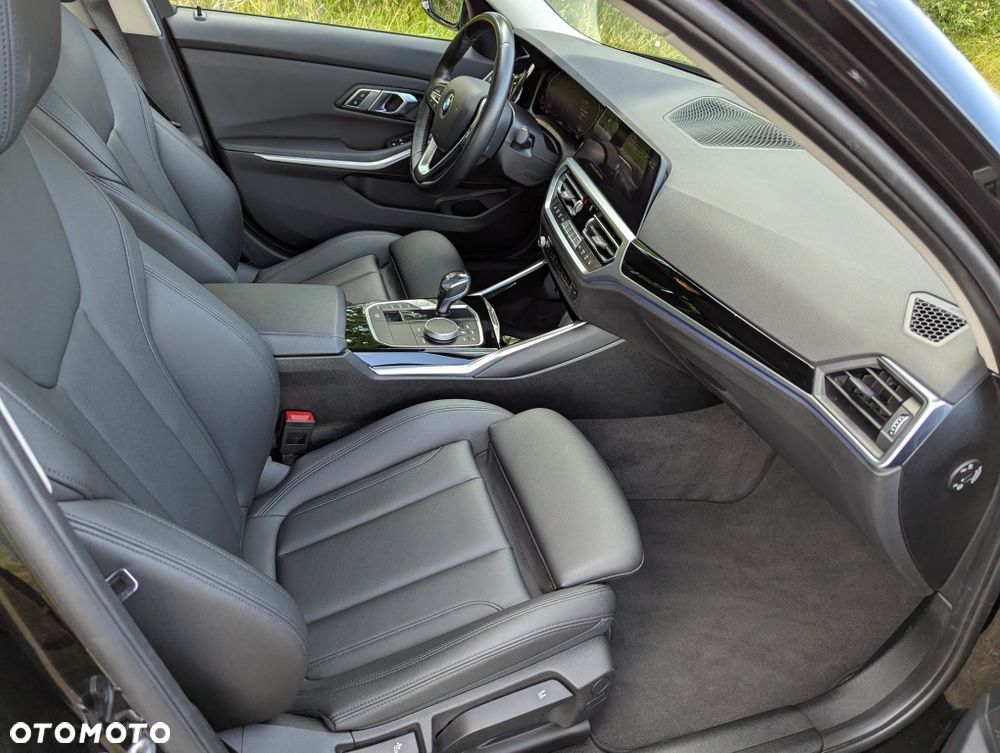 BMW Seria 3 - 8