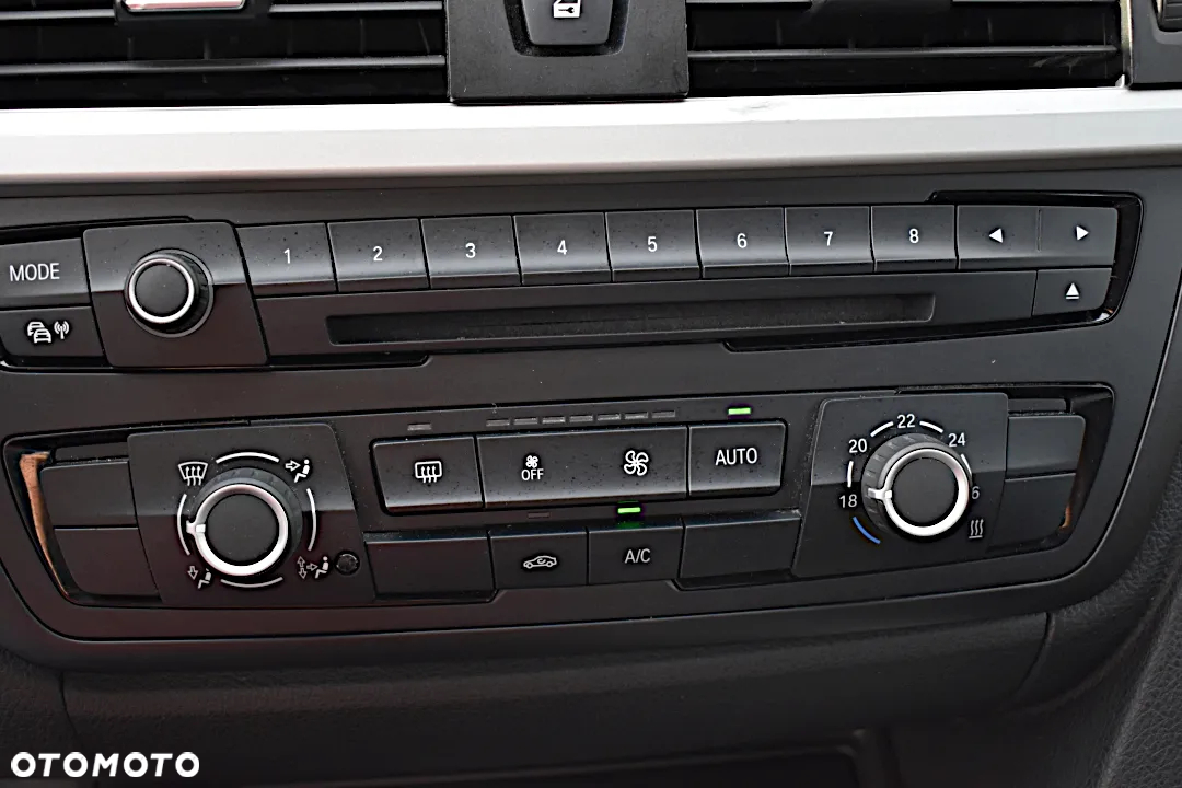 BMW Seria 3 - 24