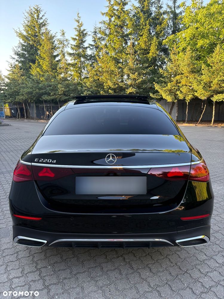 Mercedes-Benz Klasa E 220 d mHEV AMG 9G-Tronic - 5