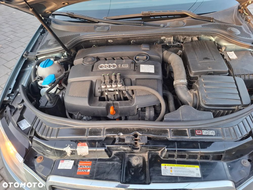 Audi A3 Sportback 1.6 Ambition - 6