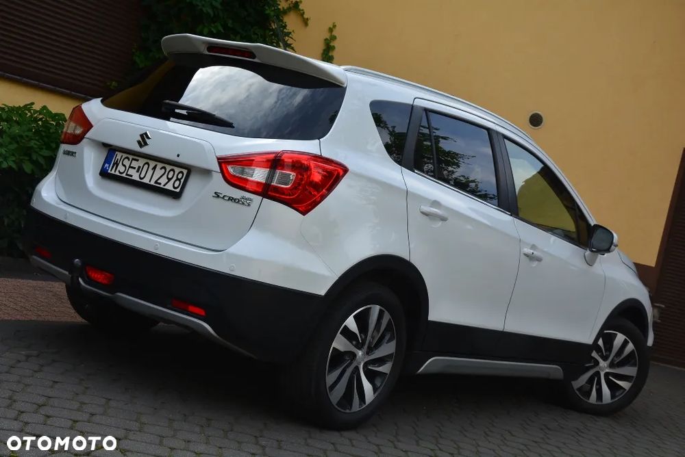 Suzuki SX4 S-Cross 1.4 T Premium - 23