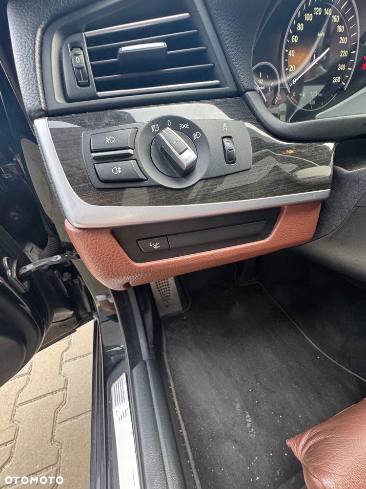 BMW Seria 5 - 12