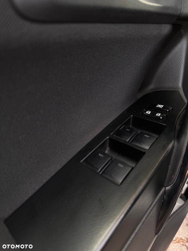 Toyota Auris 1.6 Valvematic Comfort - 19