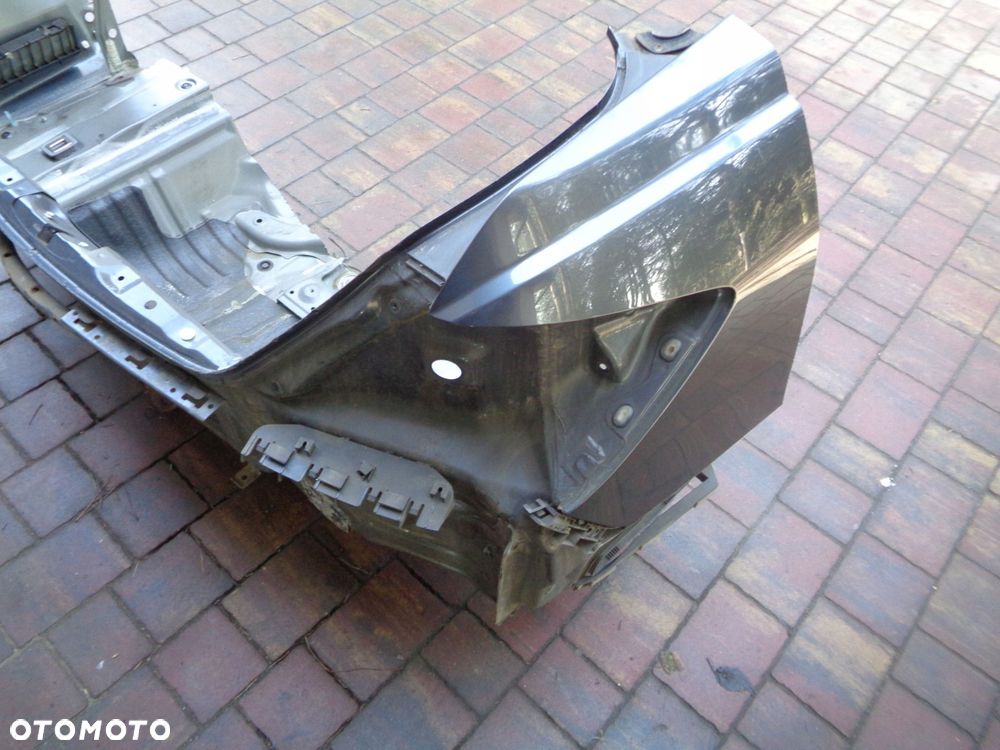 pas tyl tylny honda legend kb1 - 2