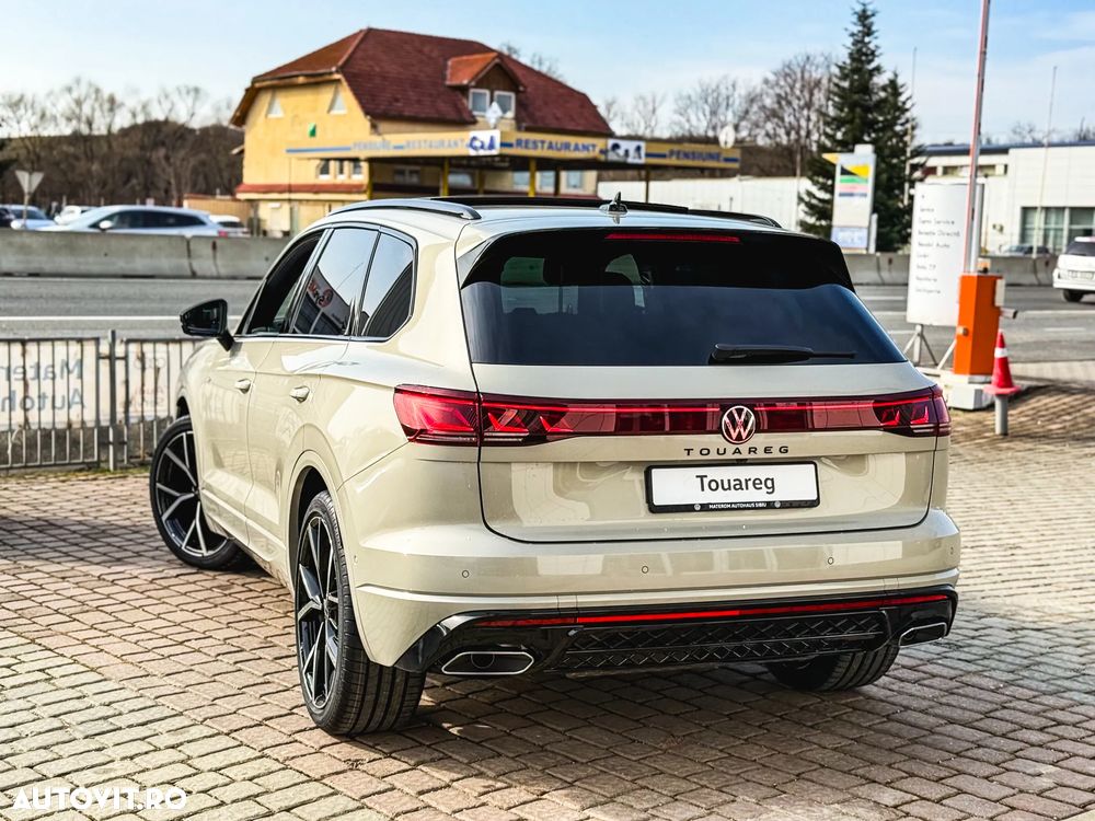 Volkswagen Touareg V6 TDI 4MOTION R-Line - 32