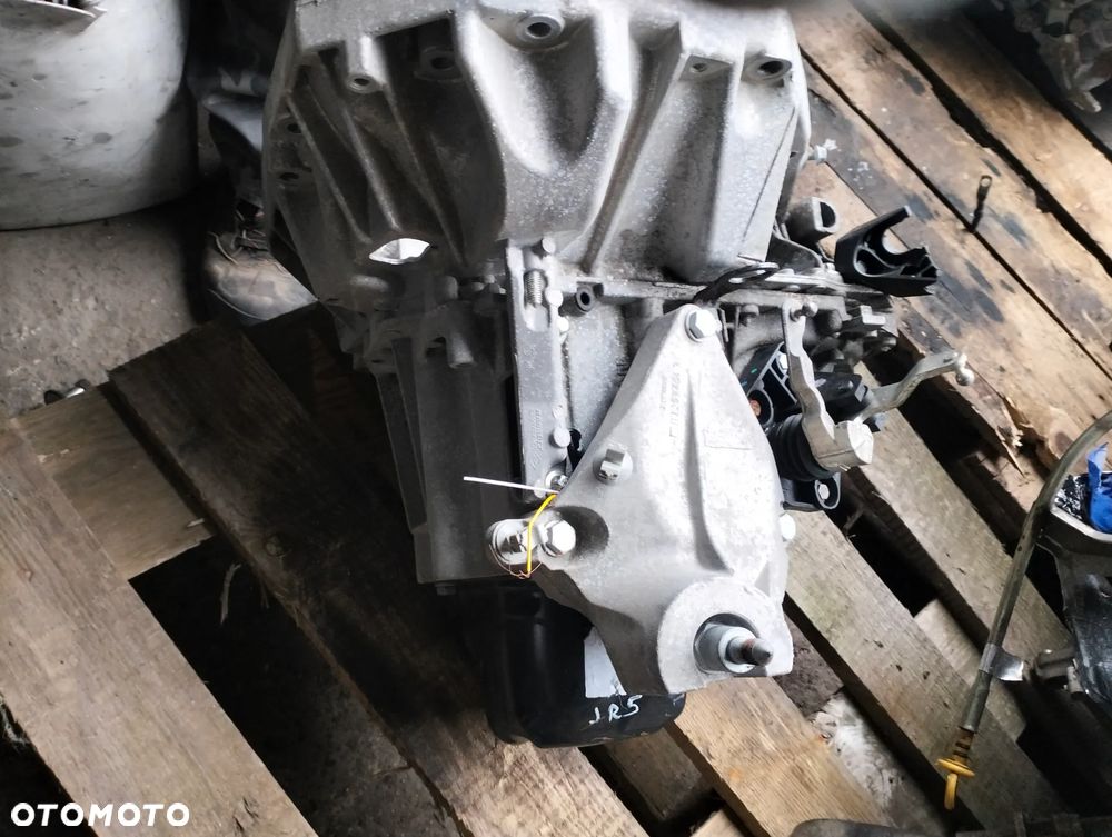 RENAULT TWINGO2 1.5 DCI  SKRZYNIA BIEGÓW JR5308
