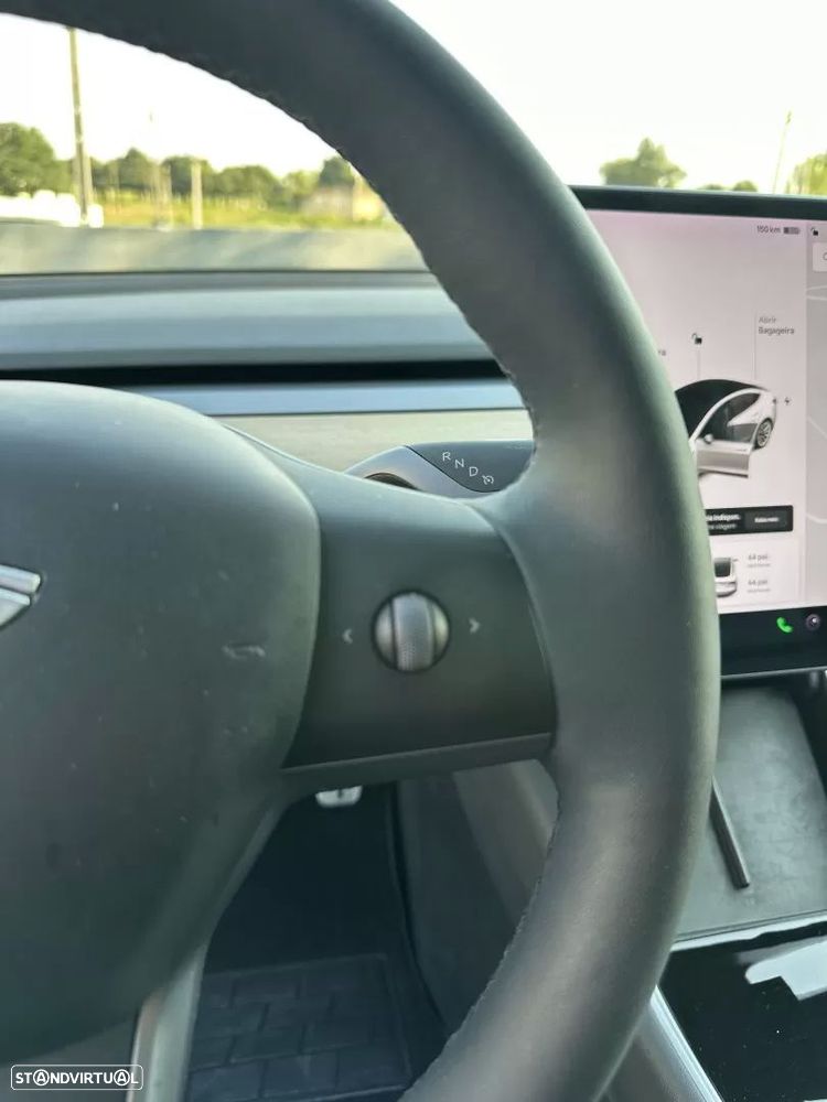 Tesla Model 3 Long-Range Dual Motor AWD - 38