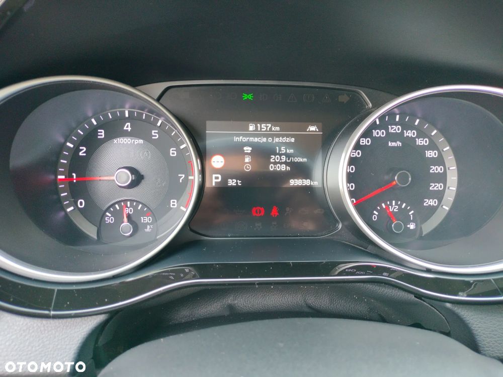 Kia XCeed 1.5 T-GDI L Business Line DCT - 16