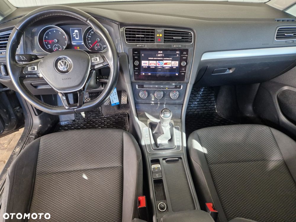 Volkswagen Golf Variant 1.0 TSI BMT Trendline - 16