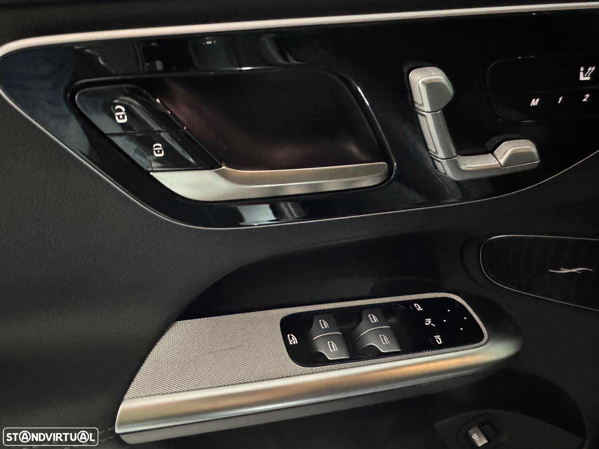 Mercedes-Benz GLC 300 de 4Matic - 27