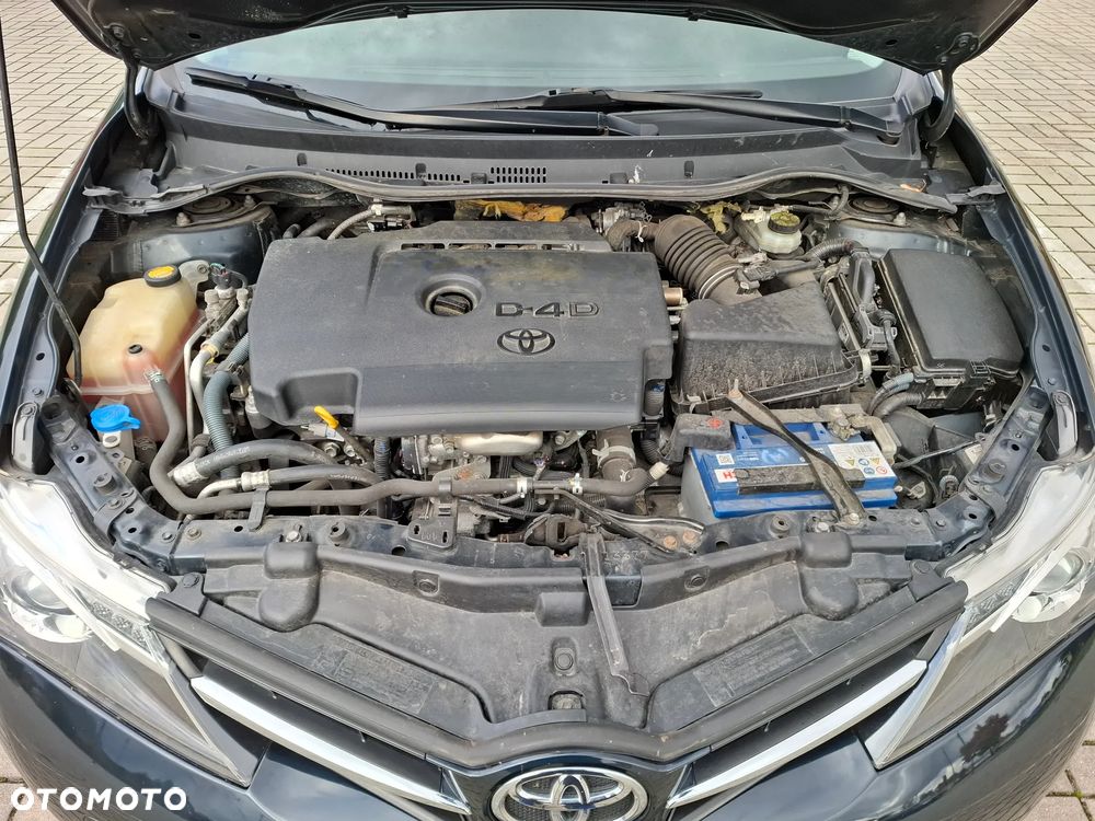 Toyota Auris 2.0 D-4D Prestige - 13