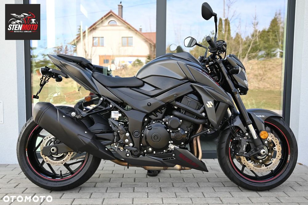 Suzuki GSX - 2