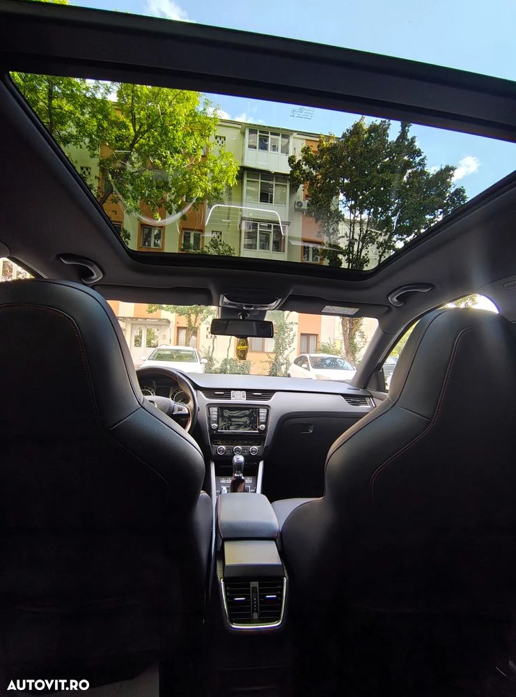 Skoda Octavia 2.0 TDI RS - 17
