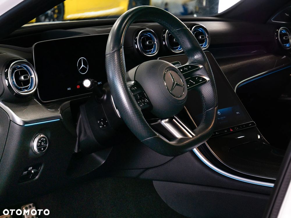 Mercedes-Benz Klasa C 220 d mHEV 4-Matic AMG - 14