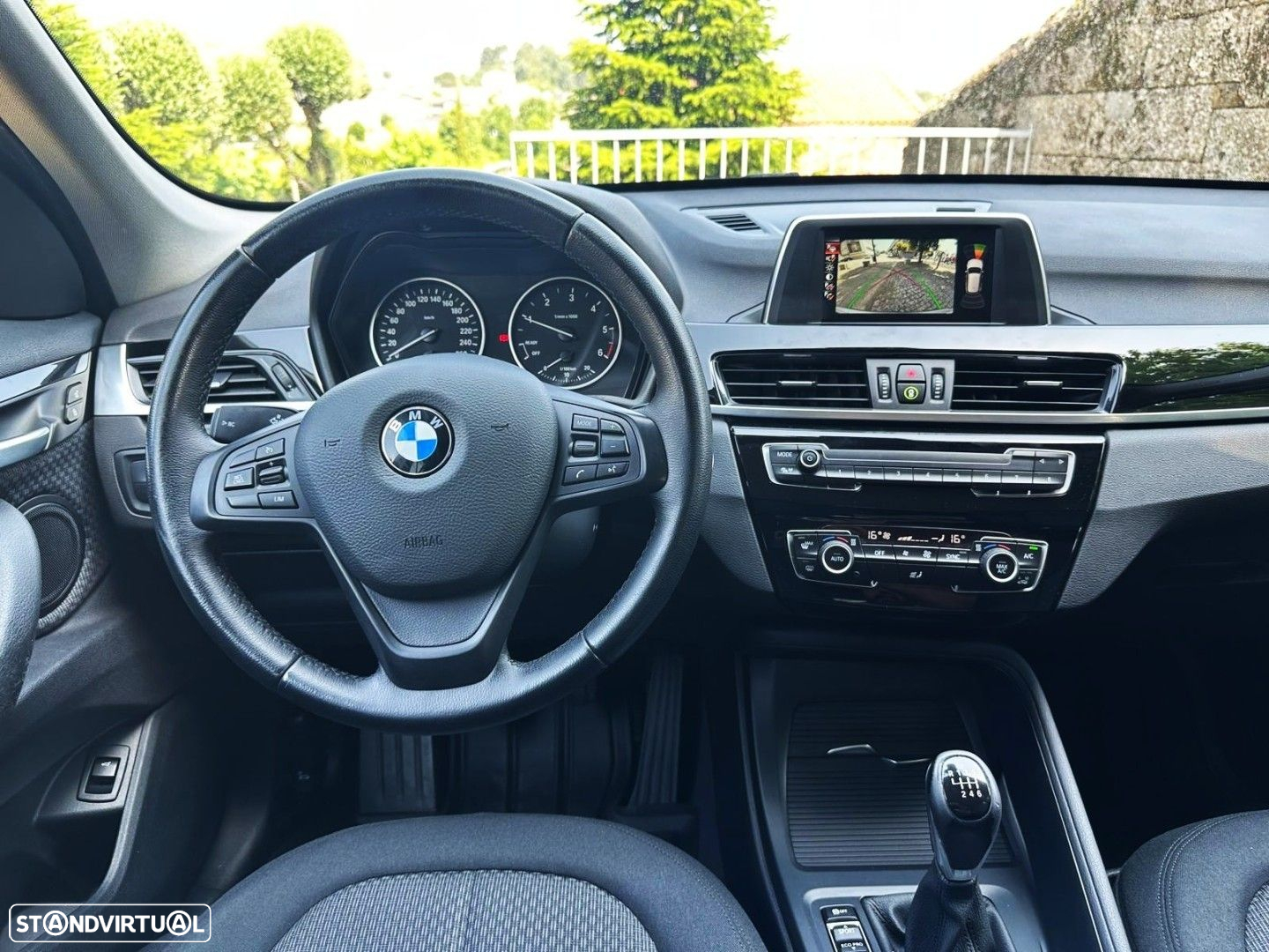 BMW X1 16 d sDrive Advantage - 38