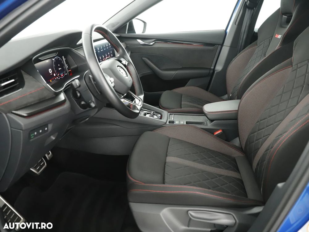 Skoda Octavia Combi 1.4 TSI iV DSG RS - 10