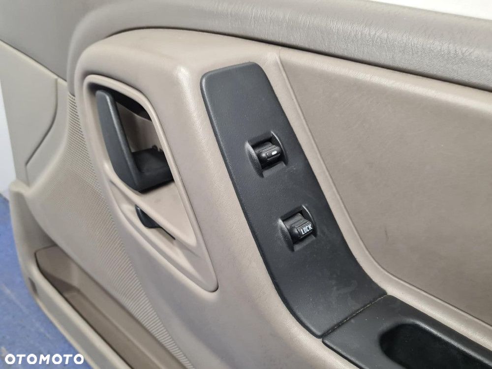JEEP GRAND CHEROKEE WJ TAPICERKA DRZWI PRZÓD PRAWE - 2