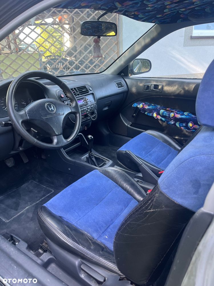 Honda Civic - 4