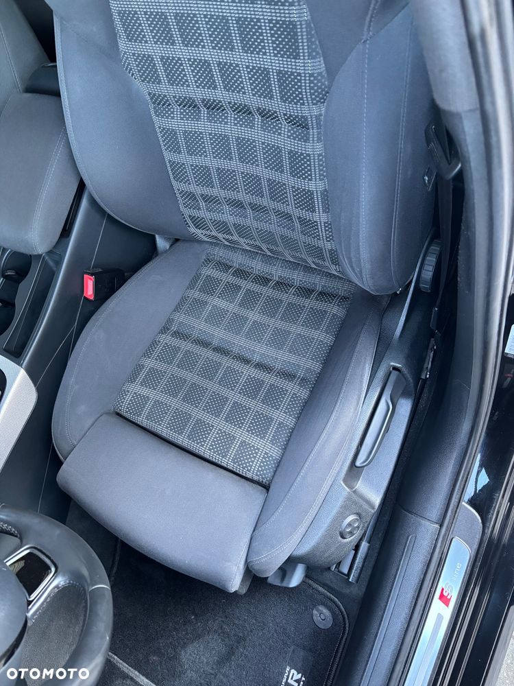 Audi A4 Avant 2.0 TDI DPF clean diesel multitronic S line Sportpaket - 12