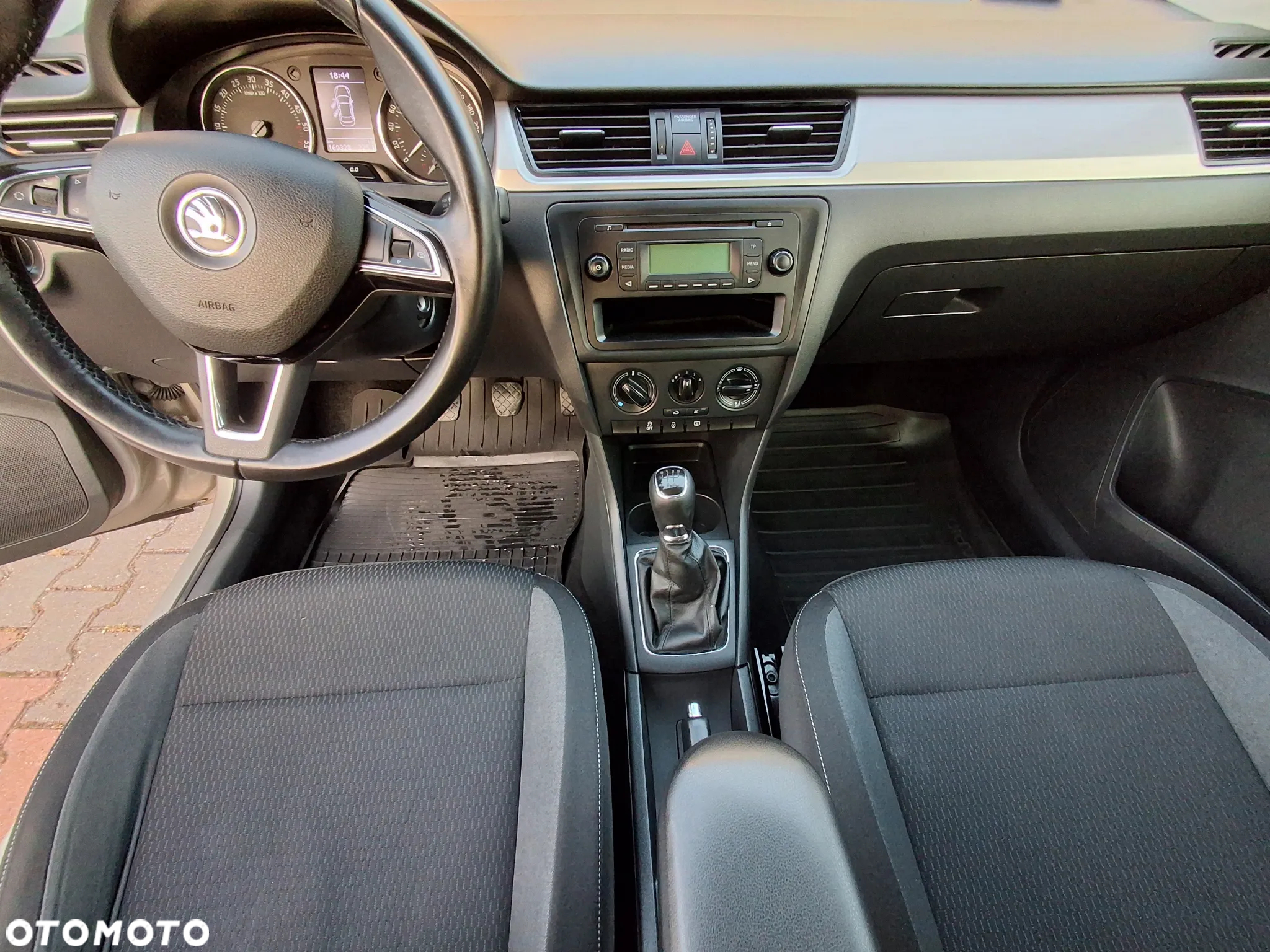 Skoda RAPID 1.6 TDI DPF Ambition - 5