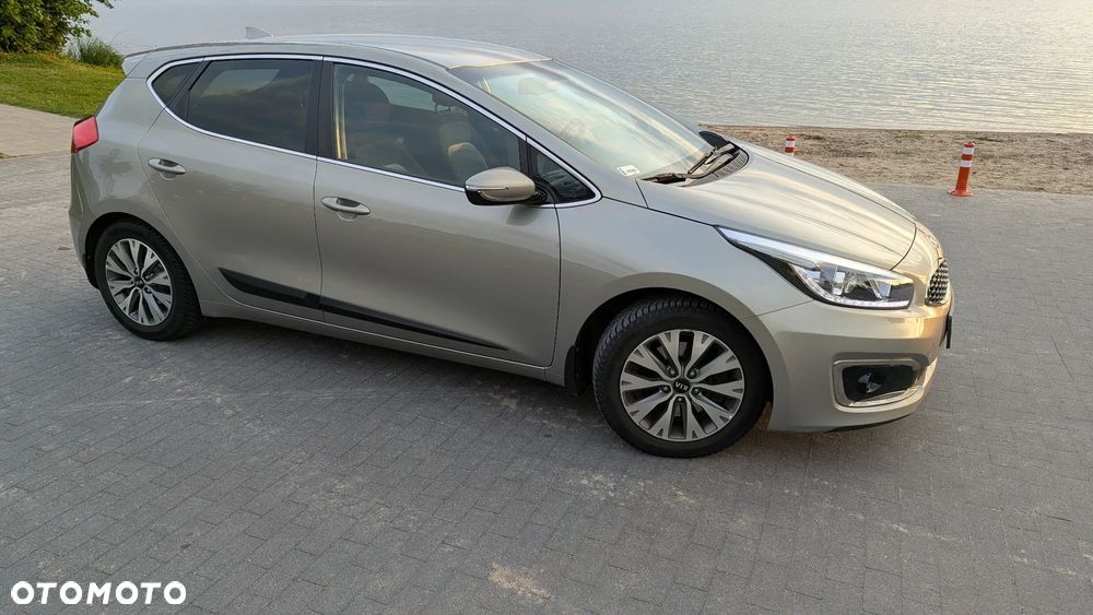 Kia Ceed 1.6 GDI L Business Line - 8