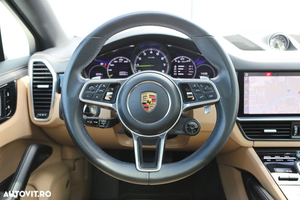 Porsche Cayenne Coupe E-Hybrid Tiptronic S - 6