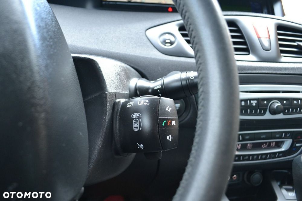 Renault Scenic 1.5 dCi Bose EDC - 26