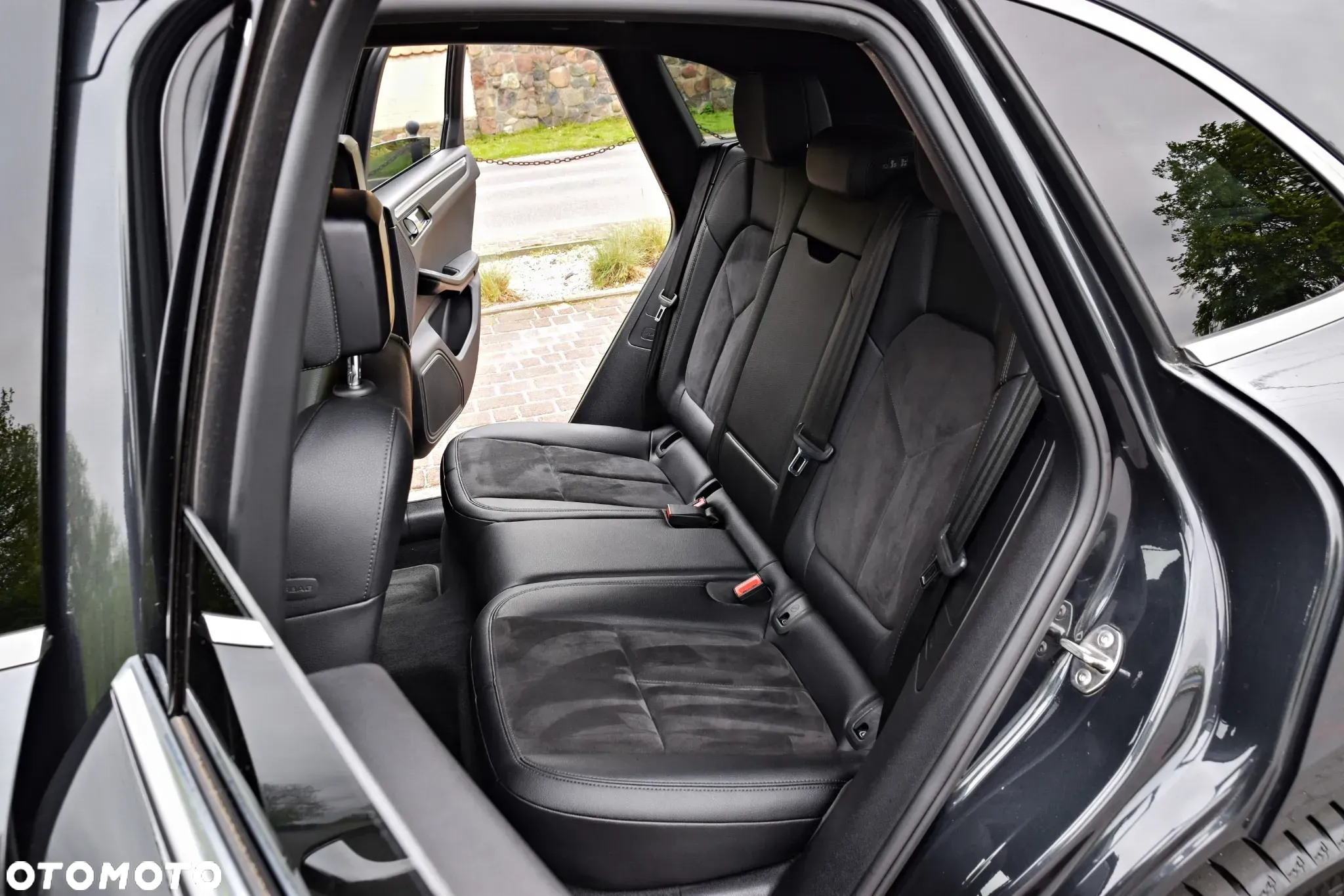 Porsche Macan Standard - 25