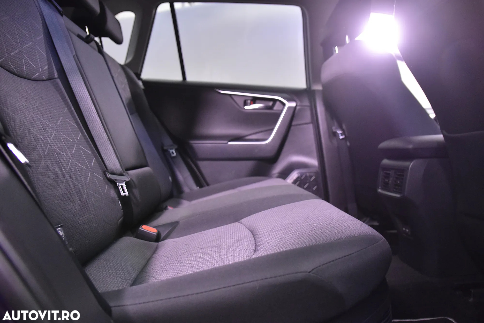 Toyota RAV4 2.5 Hybrid VVT-iE 4x4 Dynamic - 12