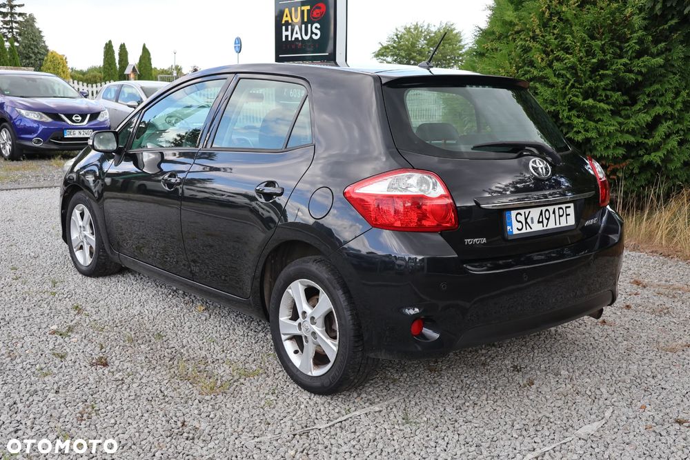 Toyota Auris 1.6 Dynamic - 4