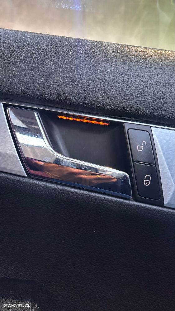 Mercedes-Benz C 180 K Avantgarde Aut. - 23